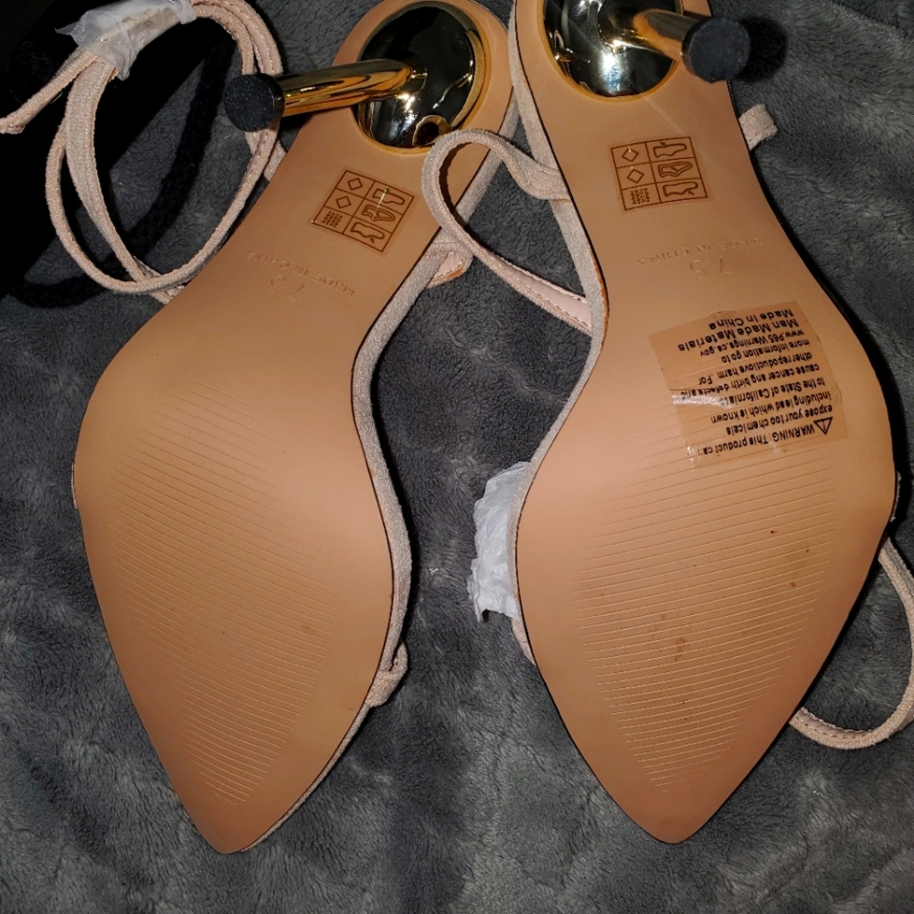 Fashion nova strapped heels size 7.5